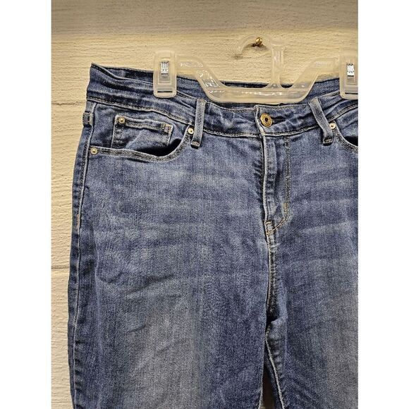 Signature Levi Strauss Jeans Women's Skinny Blue Denim Medium Wash Size 8M - Picture 5 of 11